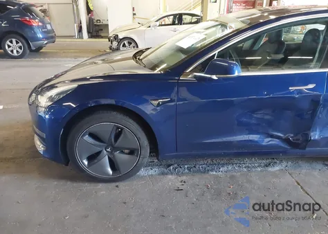 2020 Tesla Model 3 Standard Range Plus Rear-Wheel Drive/Standard Range Rear-Wheel Drive из США, поврежденный, VIN 5YJ3E1EA9LF706721